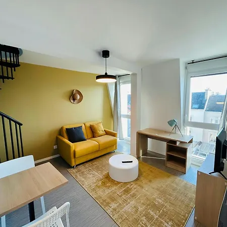 We Live In R - Duplex 503 Reims