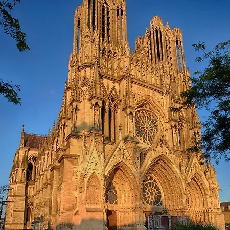 Duplex 503 Cathédrale Appartement Reims